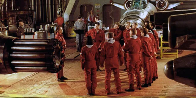 Командир эскадрильи (1999)